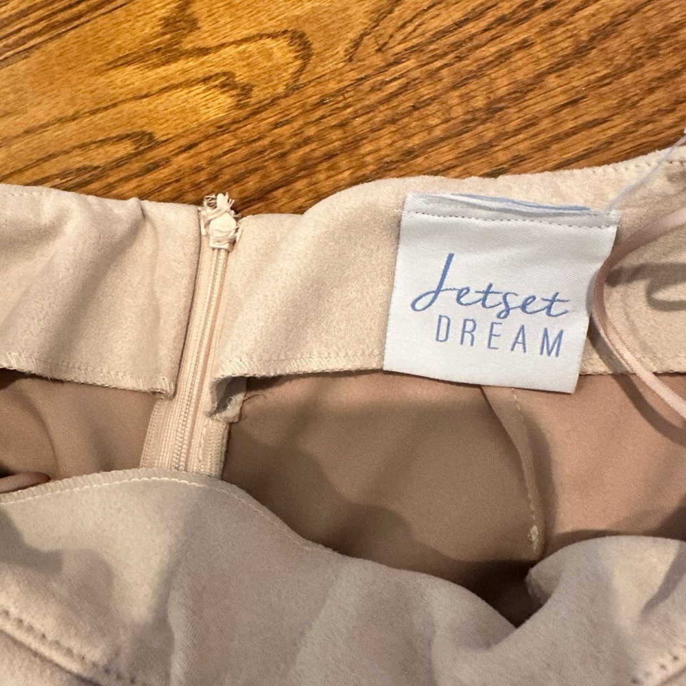 Women's Cream Skort - Picture 3 of 3